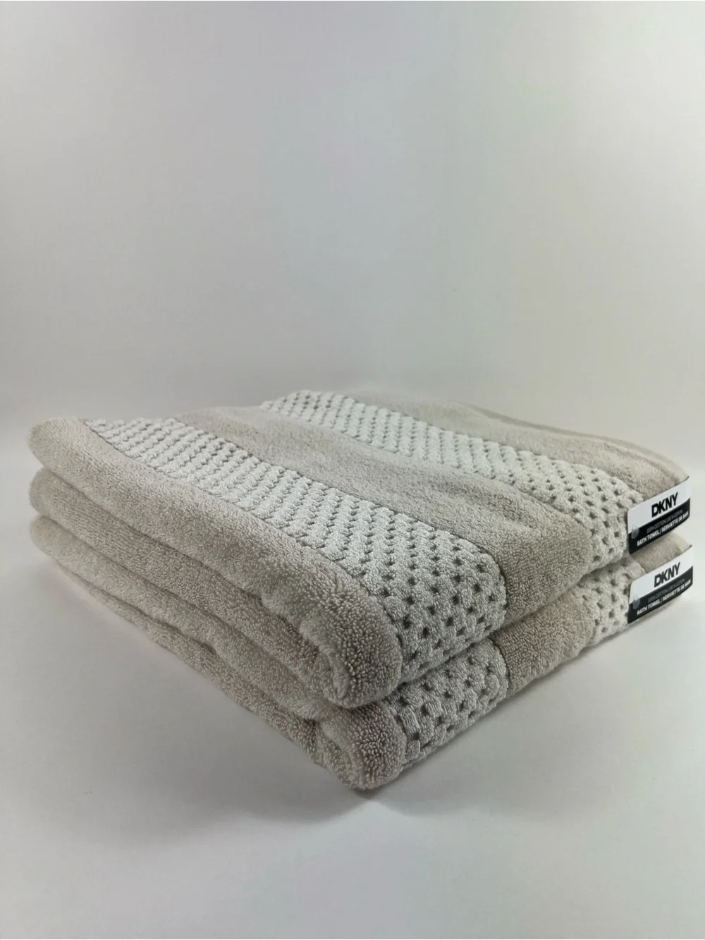 DKNY Bath Towels Tan White Textured Soft Plush 100% Cotton 2 Pc Set NEW